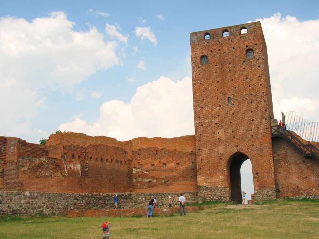 20060709133409 - czersk - baszta.jpg, galeria Czersk_i_Zalesie