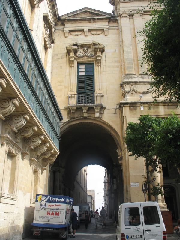 20050831152838 valletta - great siege square2.jpg, galeria Malta