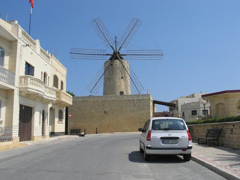 gozo - xaghra - windmill.jpg, galeria Malta