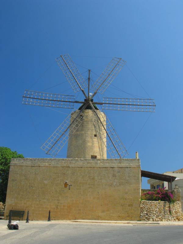 gozo - xaghra - windmill2.jpg, galeria Malta