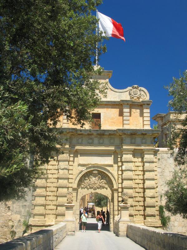 mdina - city gate.jpg, galeria Malta