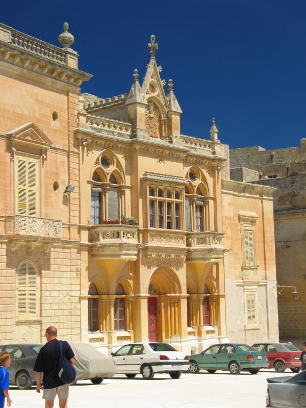 mdina - pjazza san pawl.jpg, galeria Malta