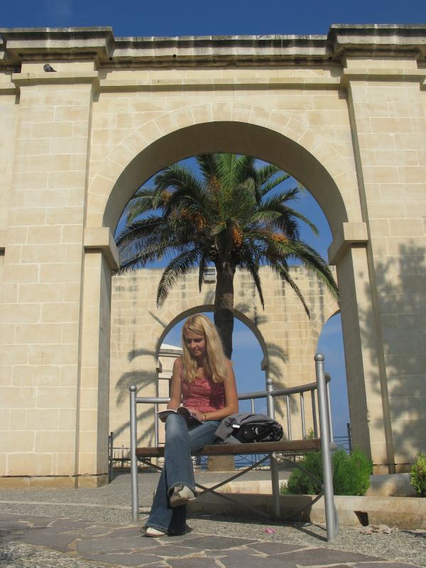 valletta - barracca garden3.jpg, galeria Malta