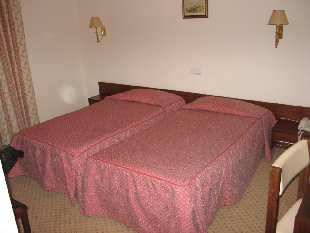 20080709213902-hotel-coracao-de-fatima.jpg, galeria Portugalia