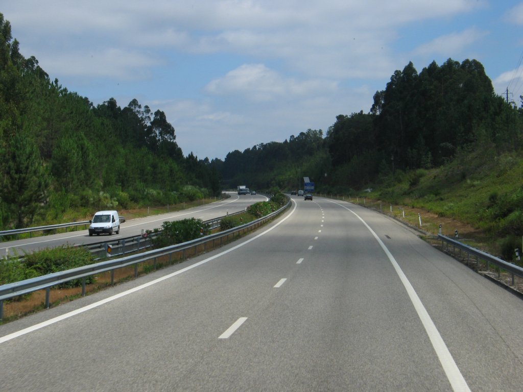 20080710115823-polnocna-portugalia-autostrada.jpg, galeria Portugalia