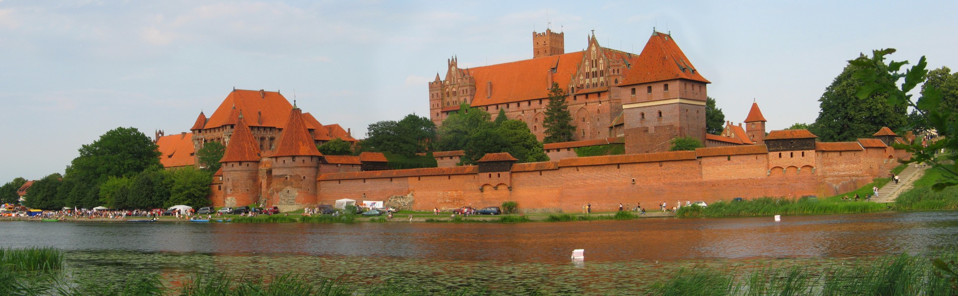 20070721_180000_001 - malbork - zamek - panorama.jpg, galeria Stegna_i_oblezenie_Malborka